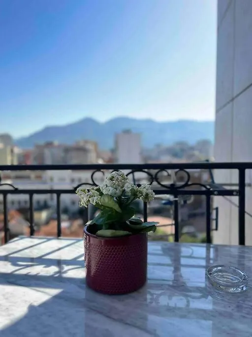 Mozart House - Spacious Luxury Apartment - Heart Of The City Tirana