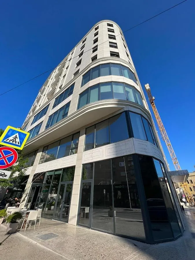 Mozart House - Spacious Luxury Apartment - Heart Of The City Tirana